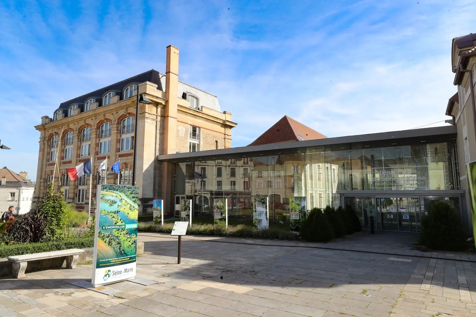 Hôtel du Département de Seine-et-Marne à Melun, préfecture du département